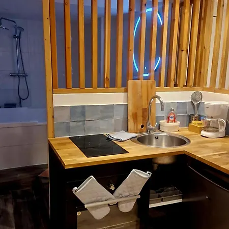 Les Carmelites Lejlighed